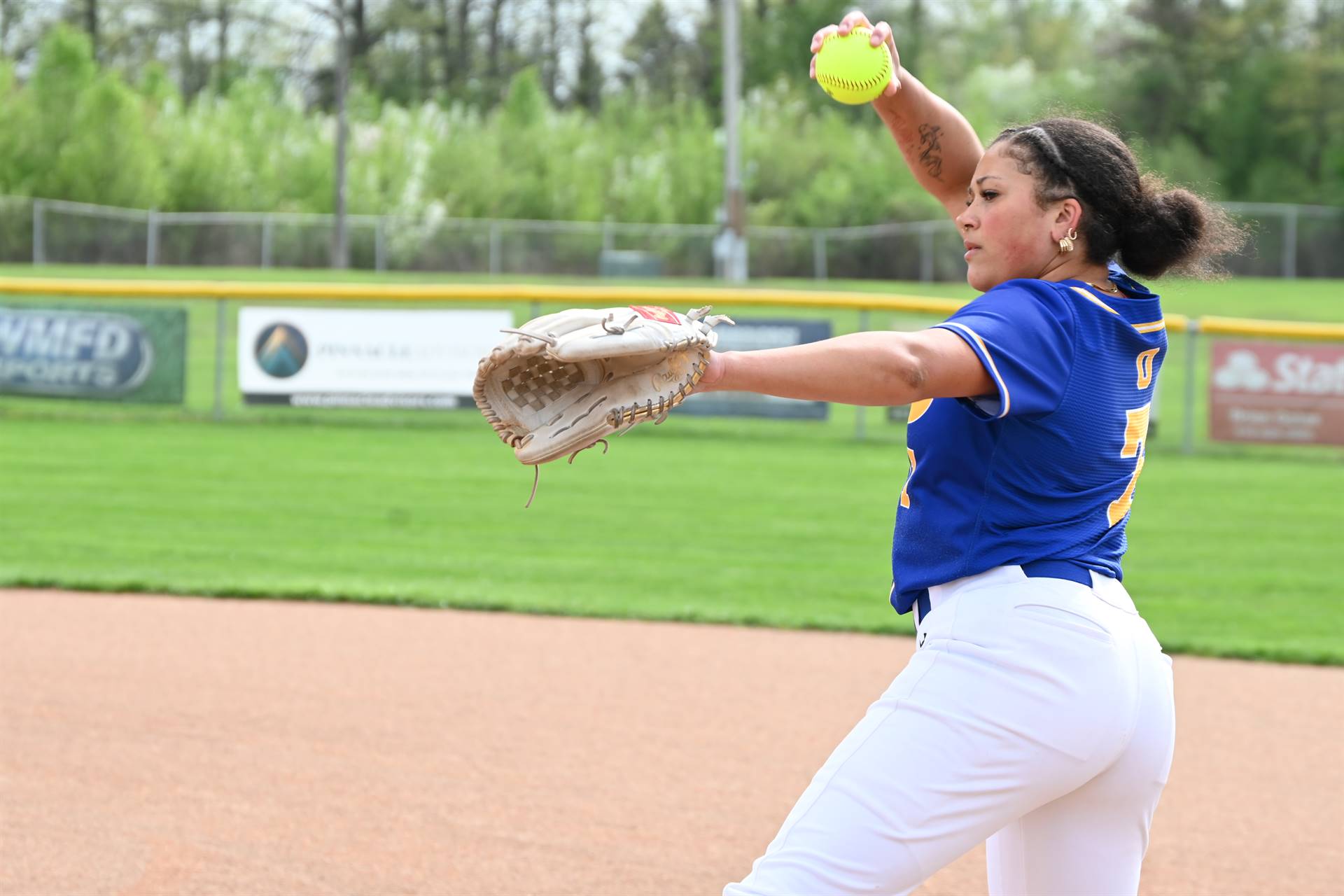 SB Sr Night